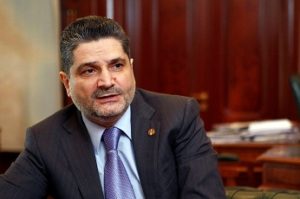 Экс-премьер Армении получил звание Почетного доктора СПбГЭУ и золотую медаль