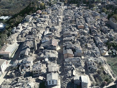 Число лишившихся крова итальянцев может достичь 100 тысяч человек