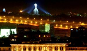 Столица Армении попал в топ-10 городов для путешествий россиян с детьми на осенние каникулы