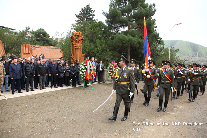 Президент НКР открыл в селе Талиш хачкар в память погибших в Апрельскую войну воинов-освободителей из Сисианского отряда