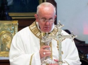 Папа Франциск молится о пострадавших от землетрясения в центральной Италии
