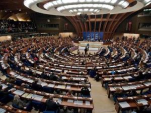ПАСЕ приняла две резолюции по Украине