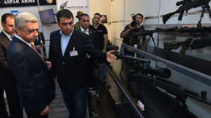 Президент Саргсян посетил выставку вооружения и оборонных технологий ArmHiTec-2016