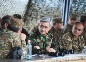 Президент Армении возьмет на себя командование Вооруженными силами