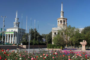 Атамбаев распустил парламент