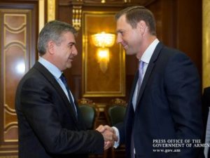 Правительство Армении и компания «Росгеология» подписали меморандум о сотрудничестве