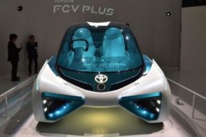 На парижском автосалоне Toyota презентовала новый водородный автомобиль