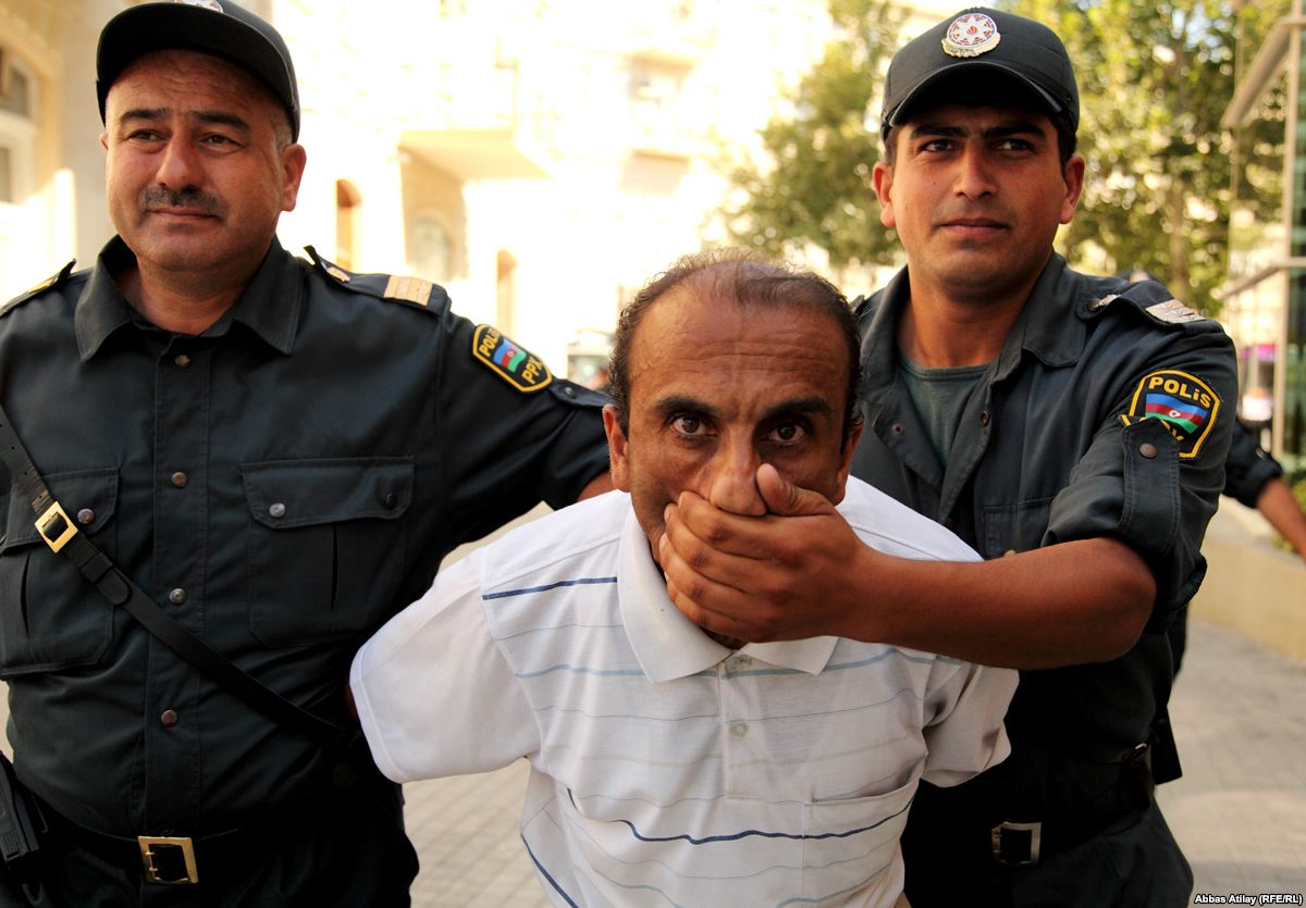 Азербайджанские эксперты прогнозируют рост безработицы до 50% от общего числа населения