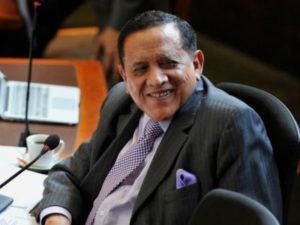 Бывший глава службы разведки Колумбии осужден на 30 лет за убийство политика