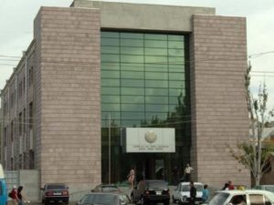 Трое граждан Армении обвиняются в убийстве и разбойном нападении в Дубае