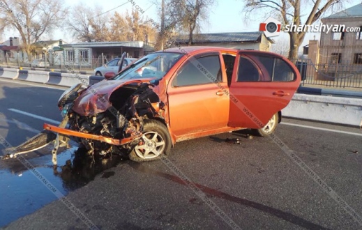 В пригороде Еревана пытавшие скрыться от полицейских грабители попали в ДТП