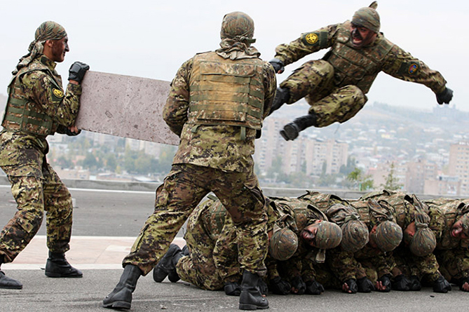 Сегодня День разведывательных войск Армении