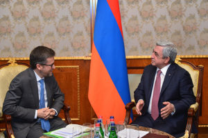 Армения старается максимально участвовать в программах по развитию сферы образования и науки - президент