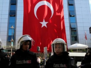 Спецдокладчик ООН заявил о «беспрецедентном» давлении на турецкое общество