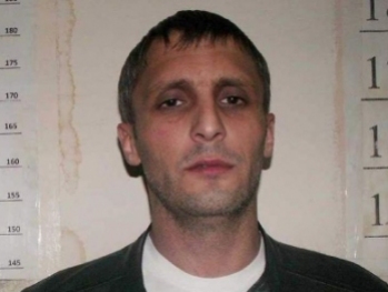 В России азербайджанец зарезал жену и дочь