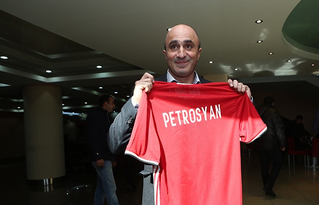 Разом всех проблем не решить, это путь к провалу — Артур Петросян