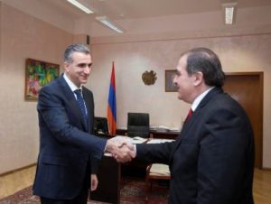 Армения и Грузия исторически и географически всегда были тесно связаны - министр