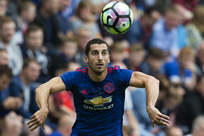 Мхитарян включен в стартовый состав «Манчестер Юнайтед» в матче против «Фейеноорда»