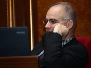 Оппозиционер: Серж Саргсян хочет в премьер-министры – просто не торопится