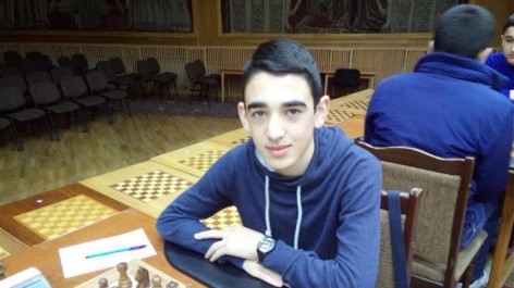 Айк Мартиросян потерпел первое поражение