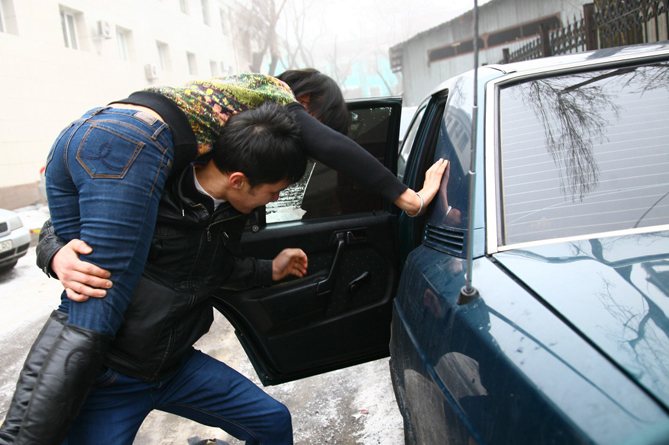 Несовершеннолетняя девушка похищена в одной из областей Армении