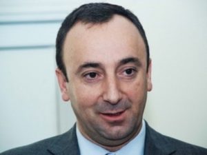 Глава аппарата парламента Армении: У меня дома нет плиты для обогрева