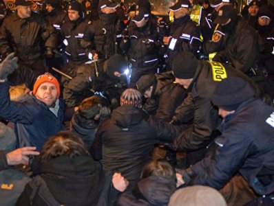 Польская оппозиция требует провести расследование в отношении спикера сейма