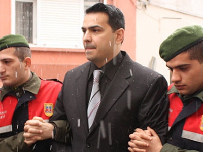 Эрхан Тунджел в тюрьме написал книгу