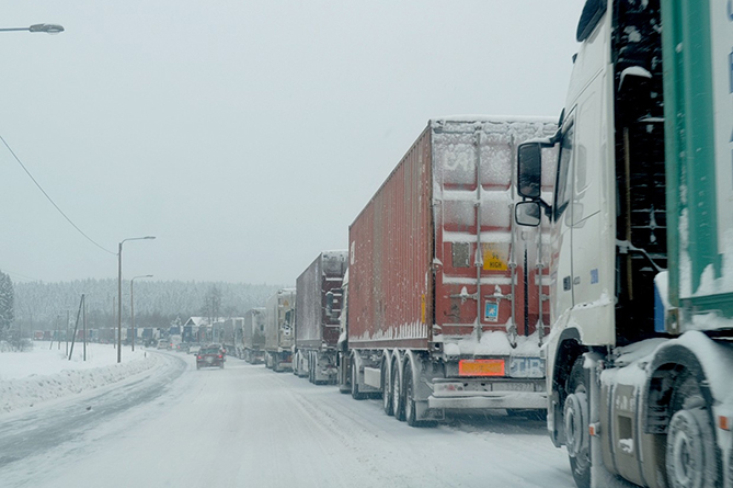 КПП «Верхний Ларс» открыт для всех видов транспорта — Минтранс Армении