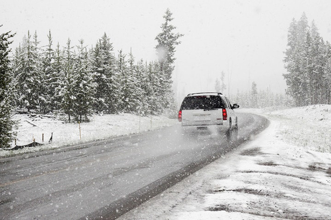 Проезд по некоторым трассам в Армении затруднен — МЧС Армении