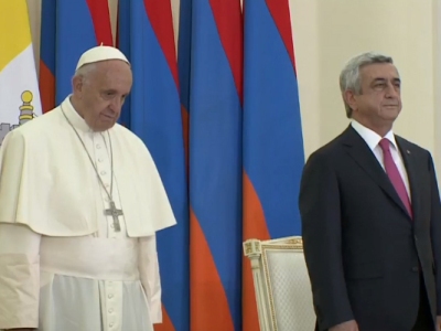 Президент Армении поздравил Папу Римского
