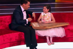 Великолепное выступление 10-летней Мэри Мусинян из Еревана заставило Галкина говорить по-армянски
