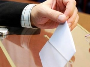 В Узбекистане тысячи человек досрочно проголосовали на выборах президента