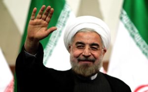 Президент Ирана потребовал от Обамы не продлевать санкции против Тегерана
