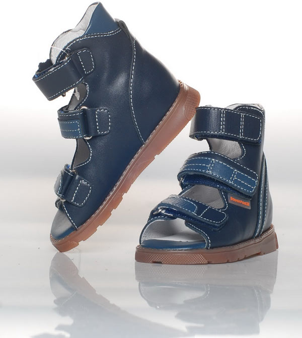 Какие преимущества у ортопедической обуви?