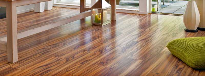 Какие преимущества имеет ламинат перед другими напольными покрытиями в Украине?