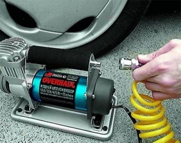 Какой автомобильный компрессор лучше выбрать?