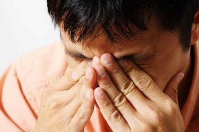 Болят глаза после сварки – что делать?