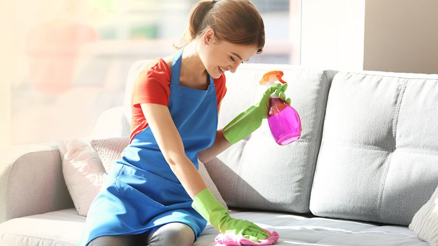 Как удалить загрязнения с дивана