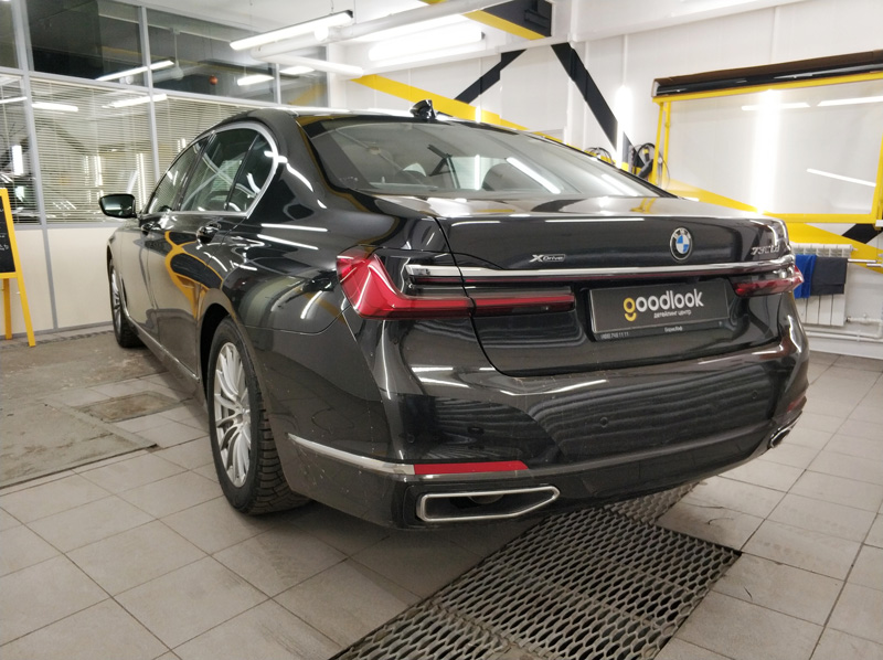 Какую пленку для тонировки автомобиля выбрать