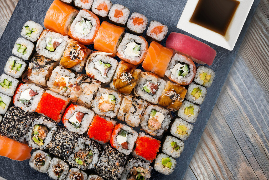 Где заказать суши с доставкой на дом в Сумах