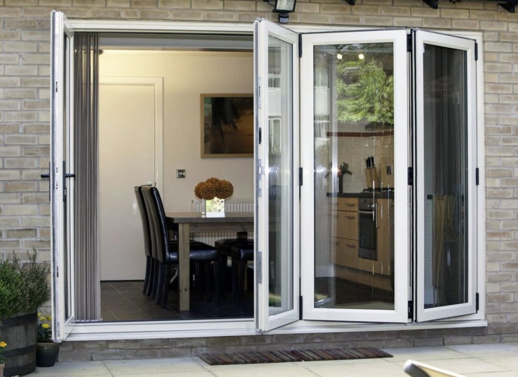 Как выбрать пластиковые двери