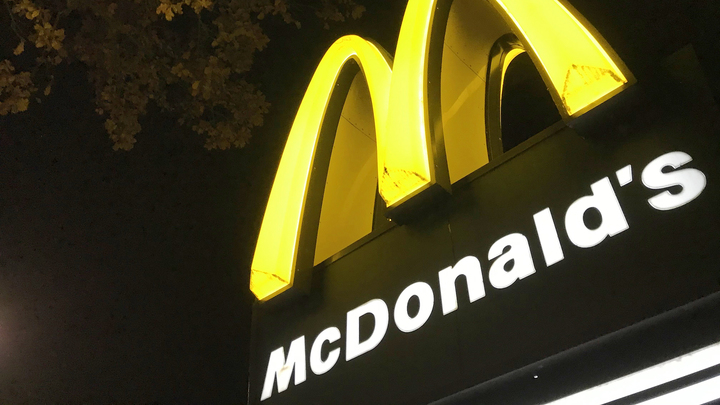 McDonalds начала открывать рестораны в московских "Пятерочках"