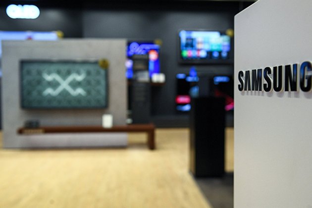 Новые смартфоны Samsung лишились наушников и зарядного устройства