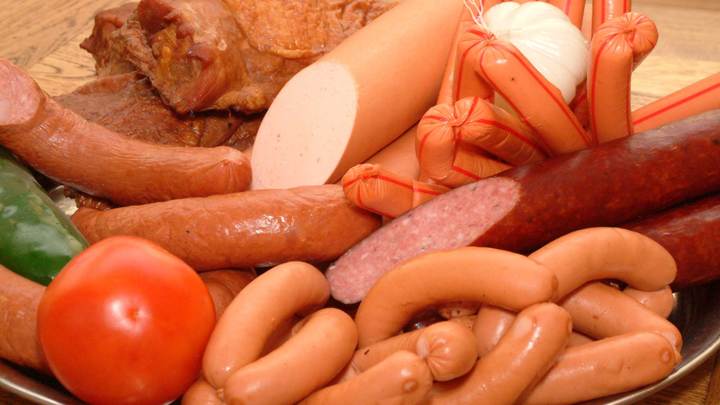 Мясные магнаты предупредили о подорожании колбасы и сосисок на 15%
