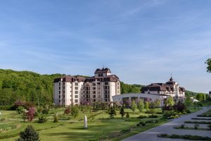 Отдых и лечение в отеле «Ирис» в Закарпатье