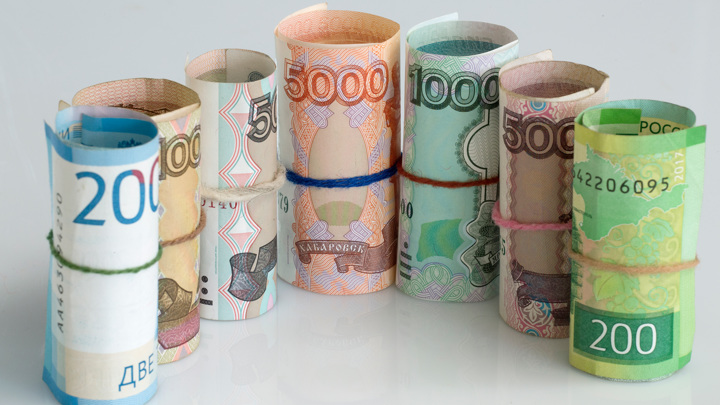 Медианная зарплата в РФ за 2020 год выросла до 32 422 руб.