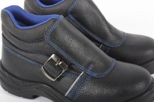 Специальная обувь для работников. Характеристики и критерии выбора термостойкой обуви