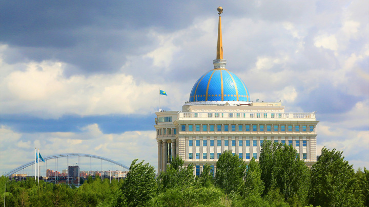 Казахстан изучает вопрос введения внутреннего углеродного налога