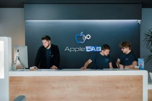 Открытие сервисного центра Apple Lab в Одессе: обзор его услуг